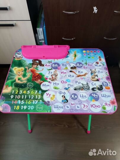 Детский столик со стульчиком