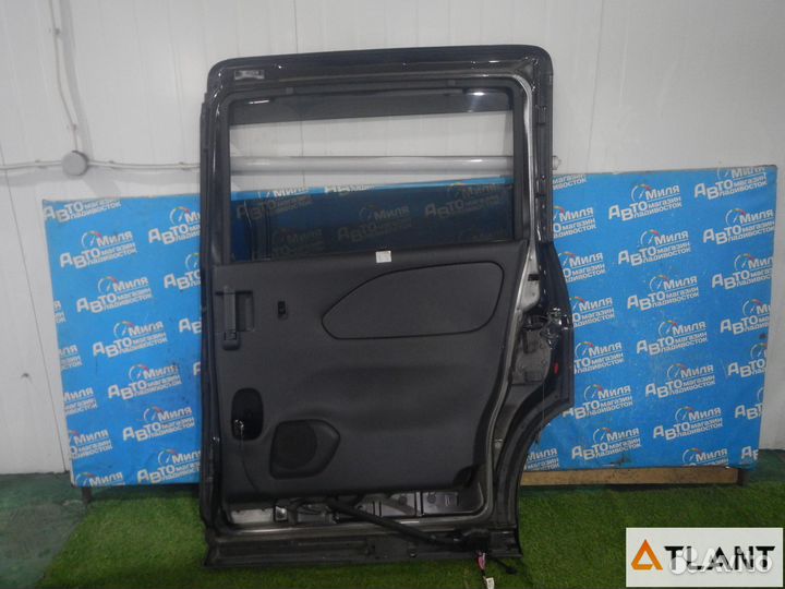 Дверь задний правый nissan serena