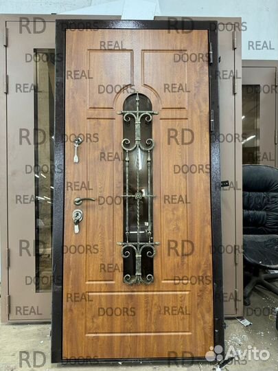 Металлическая входная дверь премиум класса