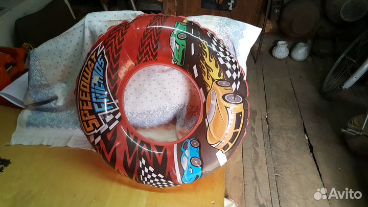 Детский плавательный круг