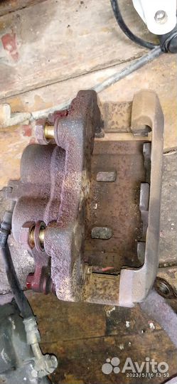 Продам суппорт