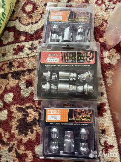 Гайки секретные 12х1.25 на колеса Вектор