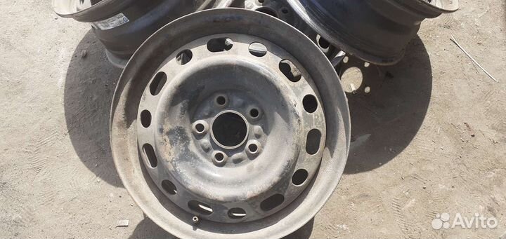 Автомобильные диски r16