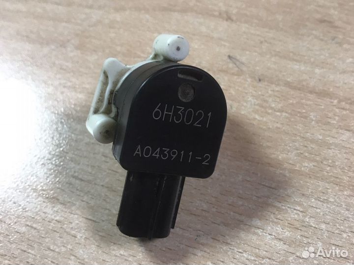 Датчик положения кузова тойота ленд крузер 200