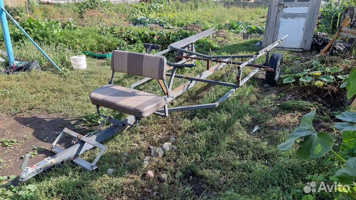 Лодочный прицеп