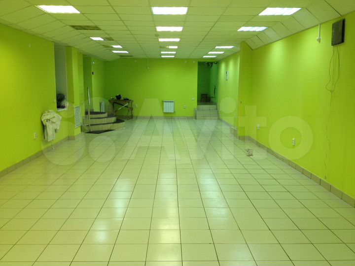 Торговое помещение, 130 м²