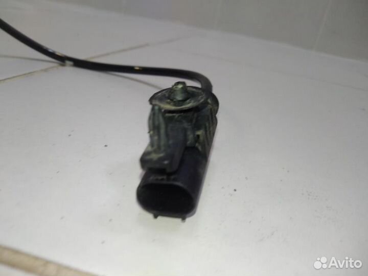 Датчик ABS задний левый Infiniti G35 G25 V36