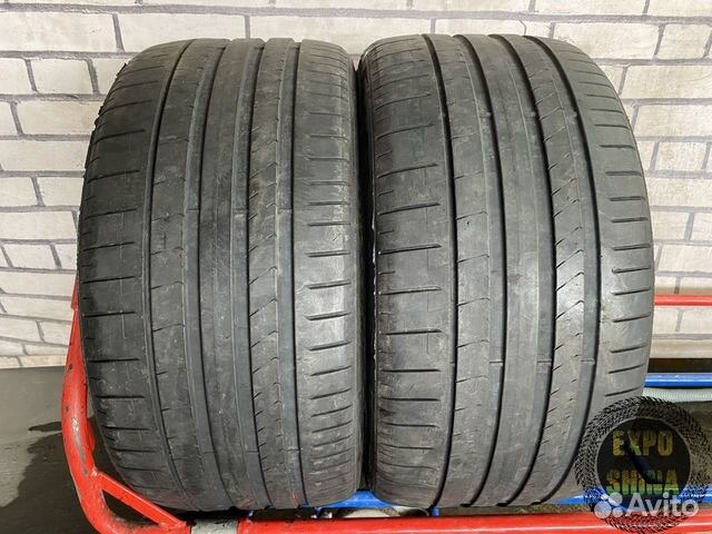 Pirelli P Zero PZ4 285/30 R22