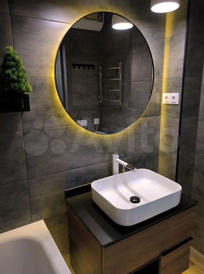 2-к. квартира, 55 м², 8/15 эт.