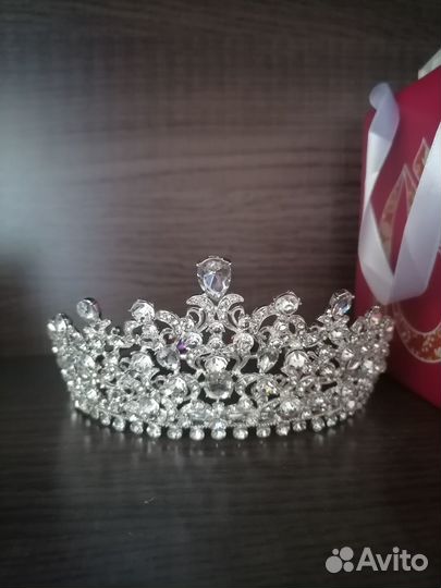 Свадебная диадема