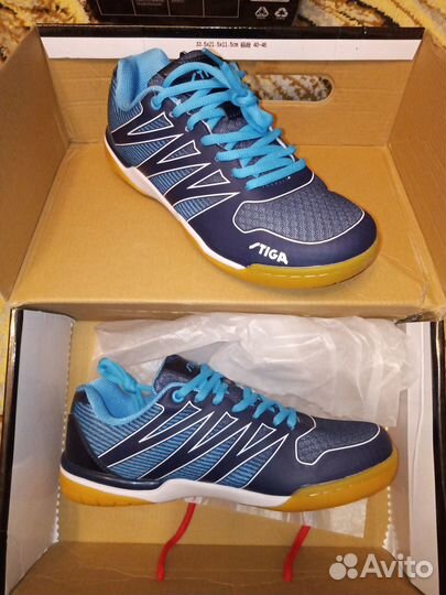 Кроссовки для настольного тенниса / размеры 38-39