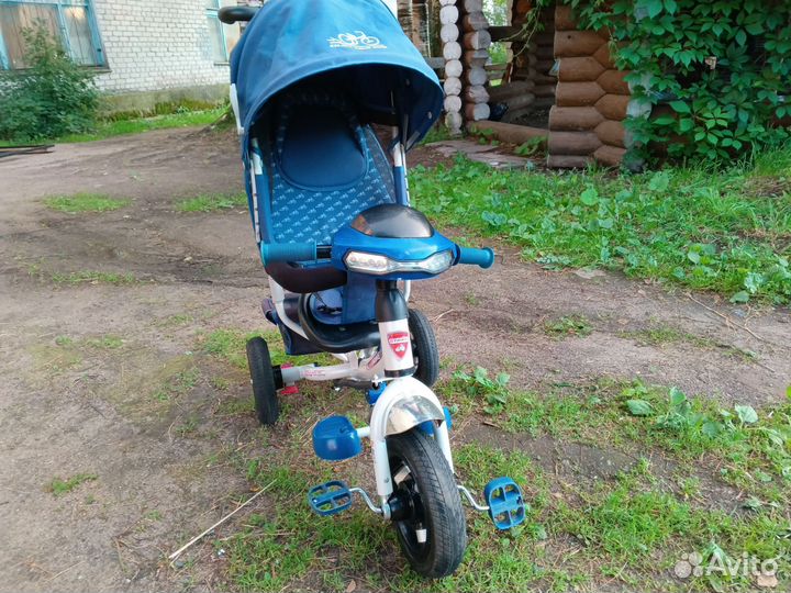 Детский велосипед трехколесный