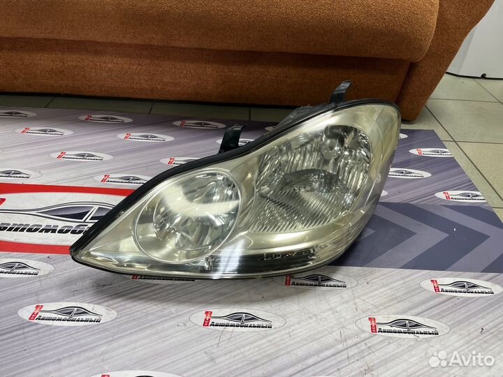 Фара лево c Toyota Ipsum ACM21W 2AZ-FE