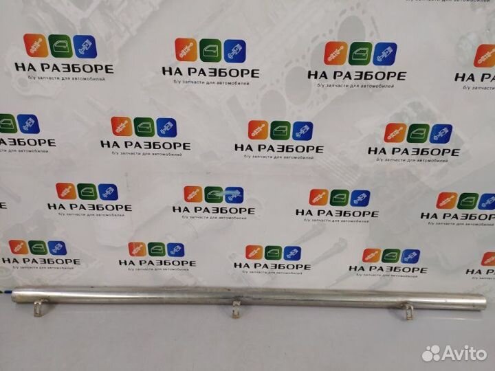 Обвес левый Lexus Lx570 3 3UR-FE 2010