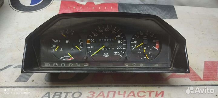 Панель приборов щиток Mercedes W124