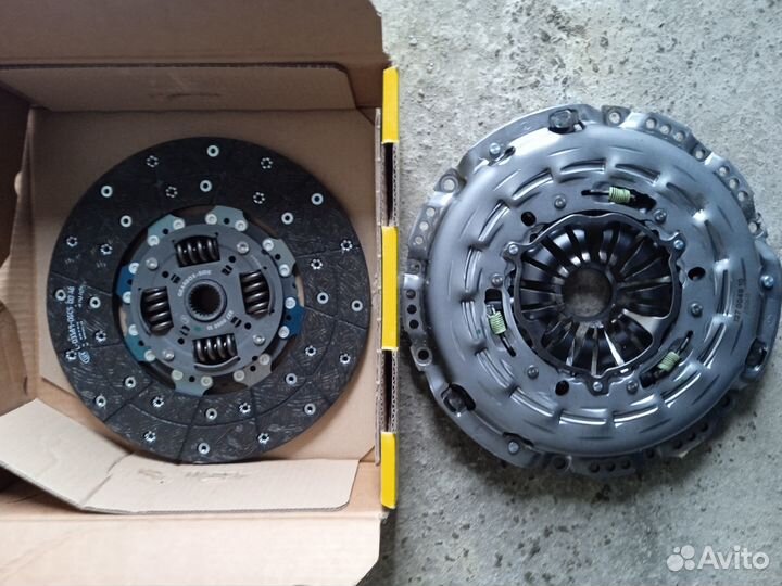 Комплект сцепления Ford Transit 2.2 LUK