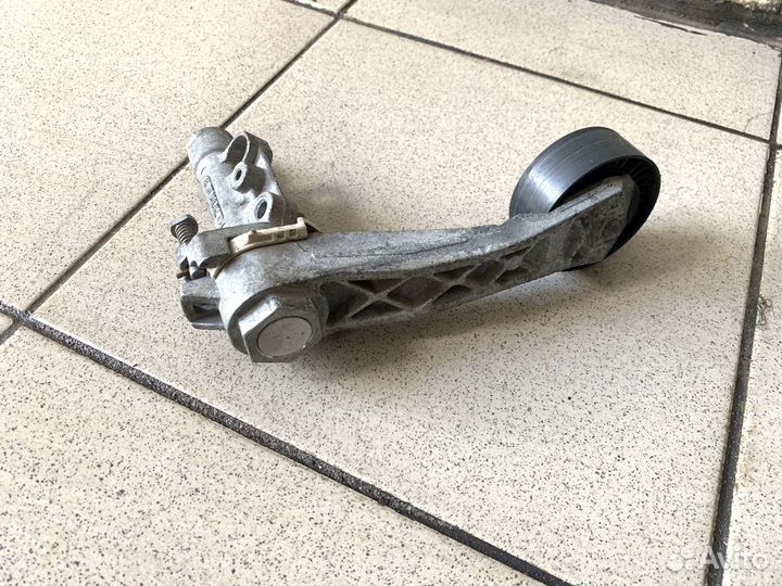 Натяжитель на Peugeot Citroen