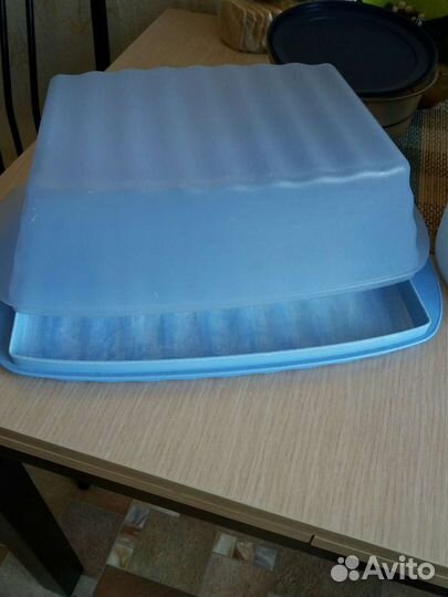 Хлебница и форма Tuppervare