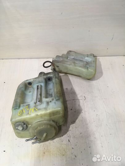 Бачок омывателя лобового стекла Mercedes W210