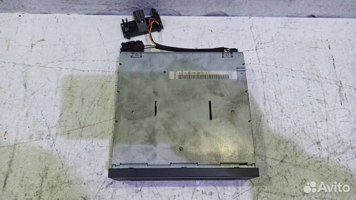 CD-чейнджер Мерседес W211 E