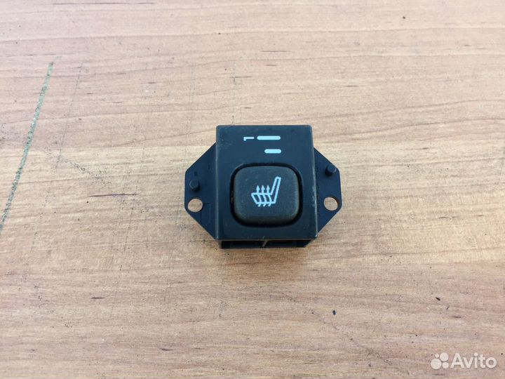 Кнопка подогрева сидения Hummer H2 2004