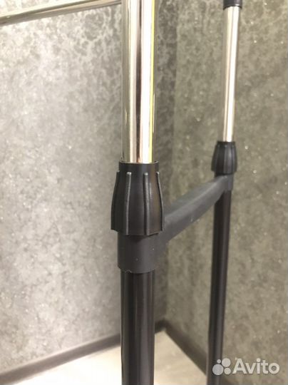 Вешалка напольная двойная на колёсиках