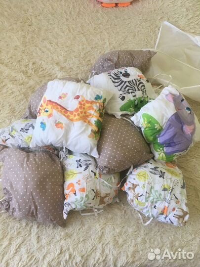 Подушка- бортики в кроватку