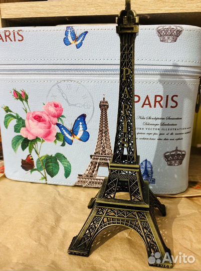 Эйфелева башня