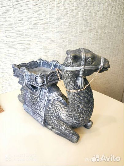 Сувенир статуэтка