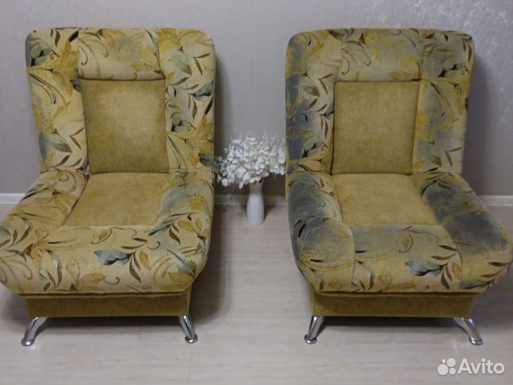 Диван раскладной и 2 кресла б/у