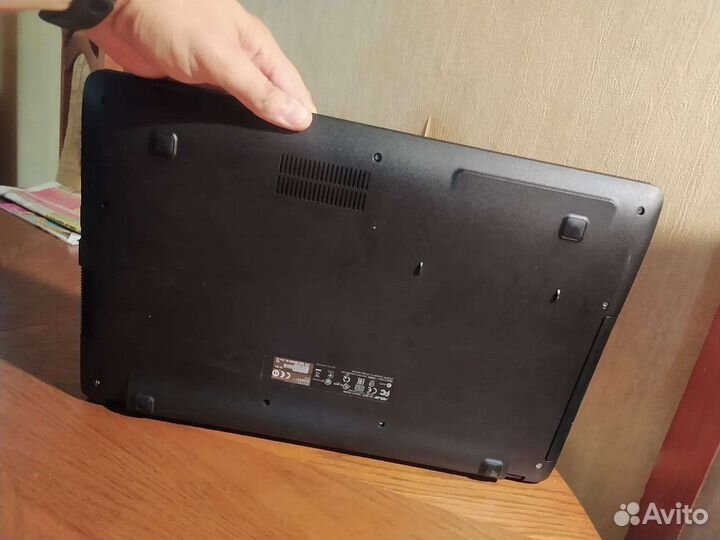 Ноутбук asus