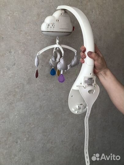 Fisher price музыкальная крутилка на кровать