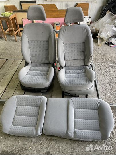 Сиденья golf 4