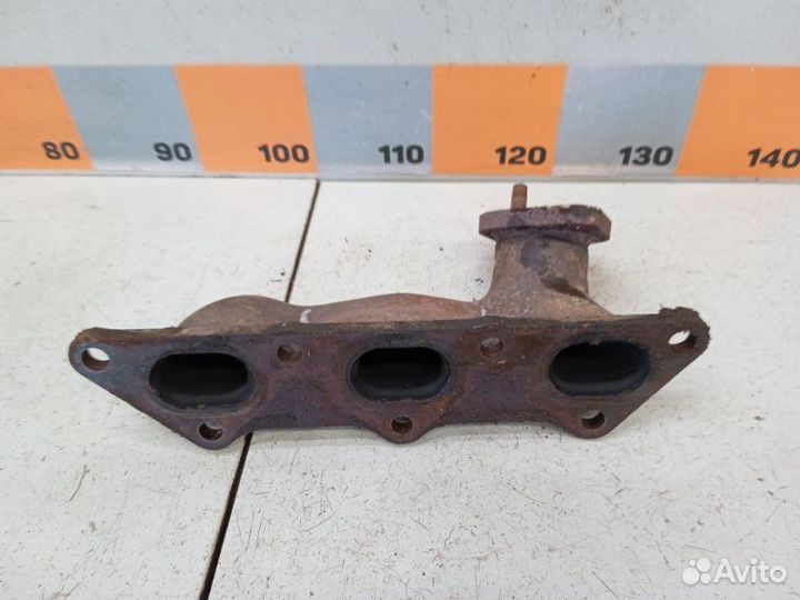 Коллектор выпускной левый Mitsubishi Pajero 3 3.5