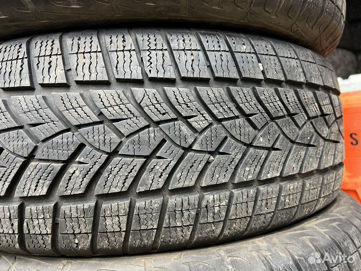 Goodyear UltraGrip Ice SUV Gen-1 235/65 R17 108T