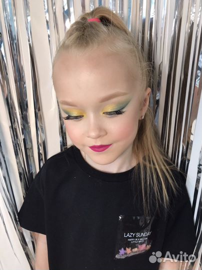 Прическа и макияж для гимнастки на соревнования