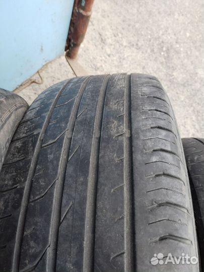 Continental ContiPremiumContact 2 215/60 R16 95H