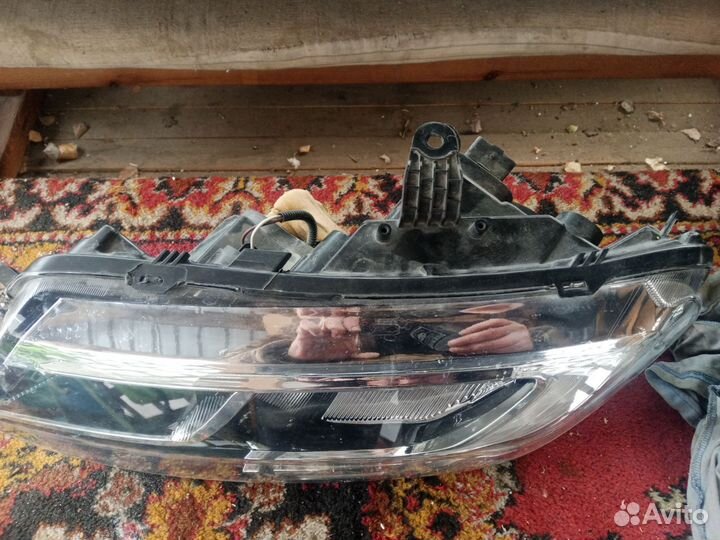 Фара передняя