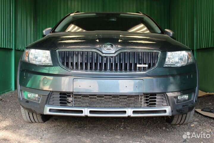 Защитная сетка радиатора хром Skoda Octavia (2013