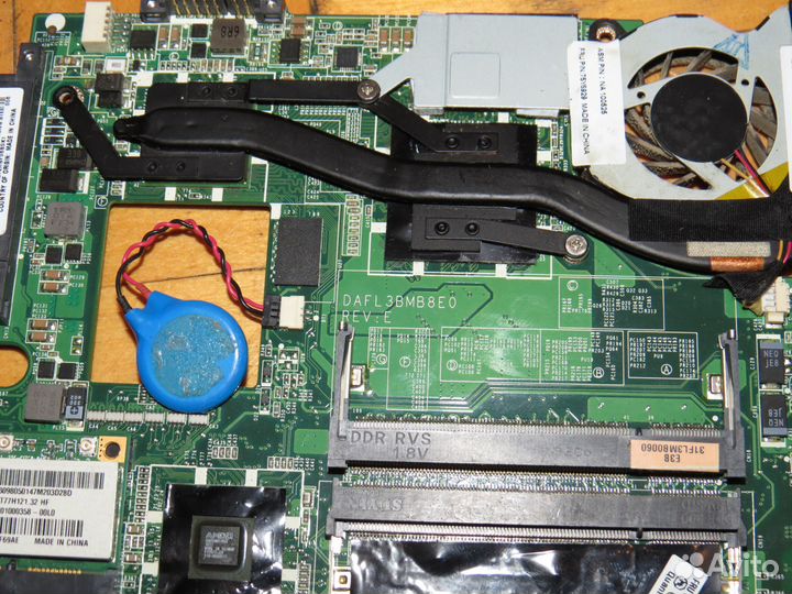 Lenovo X100E Неисправен можно частями