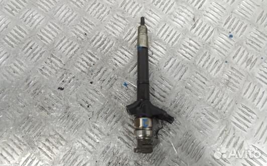 Форсунка дизельная toyota RAV 4 ZSA3 (KML08AL02)