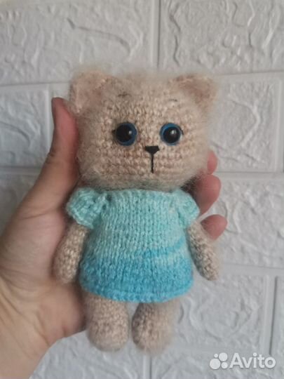 Вязаный котик