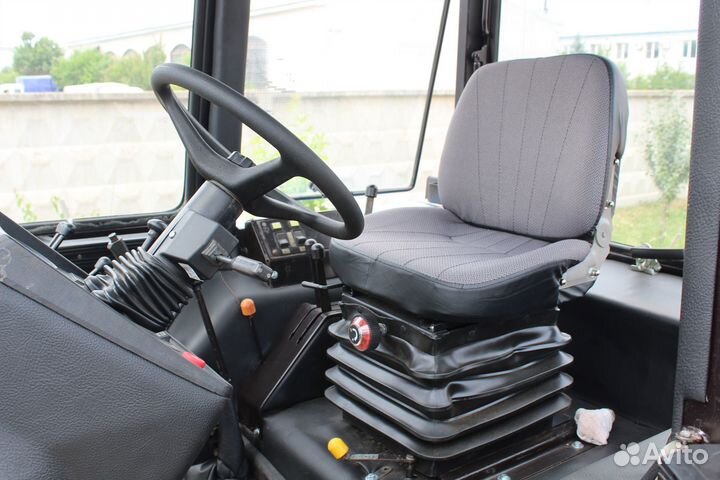 Трактор МТЗ (Беларус) 1221.2, 2008