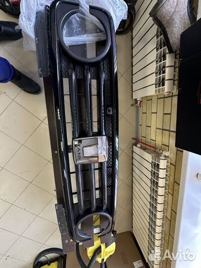 Решетка радиатора Tank 300