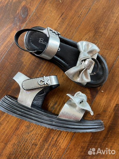 Сандалии для девочки