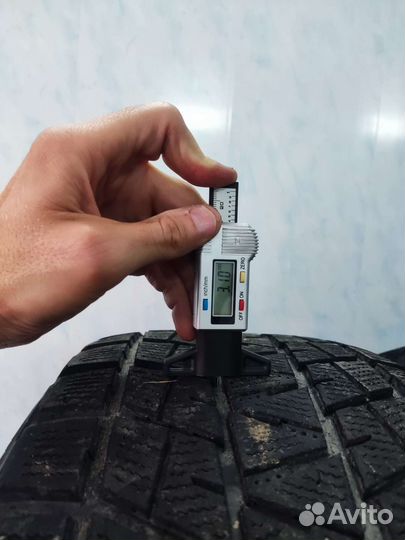 Bridgestone Blizzak DM-V1 285/60 R18 116R