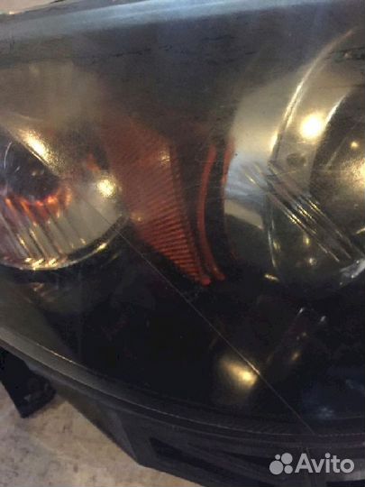Фара правая P2690 Mazda Axela bkep брак крепленияо