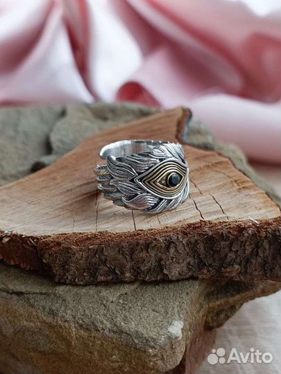Серебряное кольцо