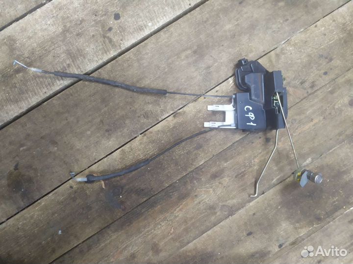 Замок двери перед, зад Hyundai Santa Fe 1 SM