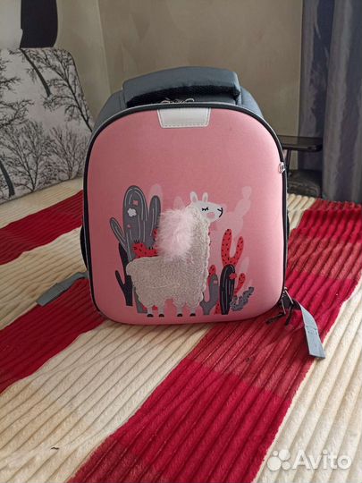 Школьный рюкзак для девочки